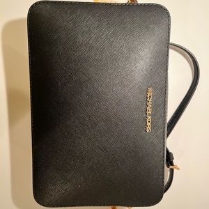 Michael Kors jet set large west crossbody